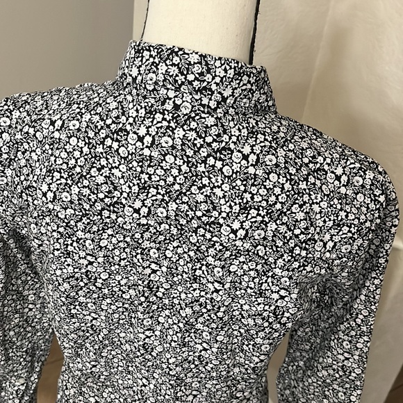 J. Crew Calico navy & white small floral print button down shirt Size XS - Picture 10 of 17